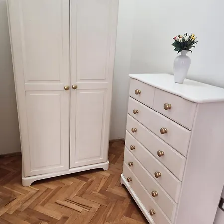 Apartment Old Town Escape